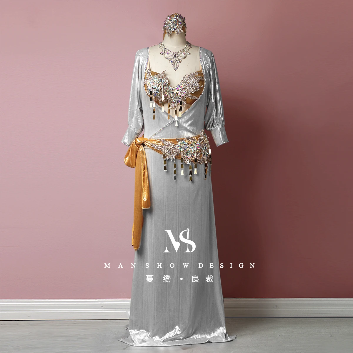 Robe Details