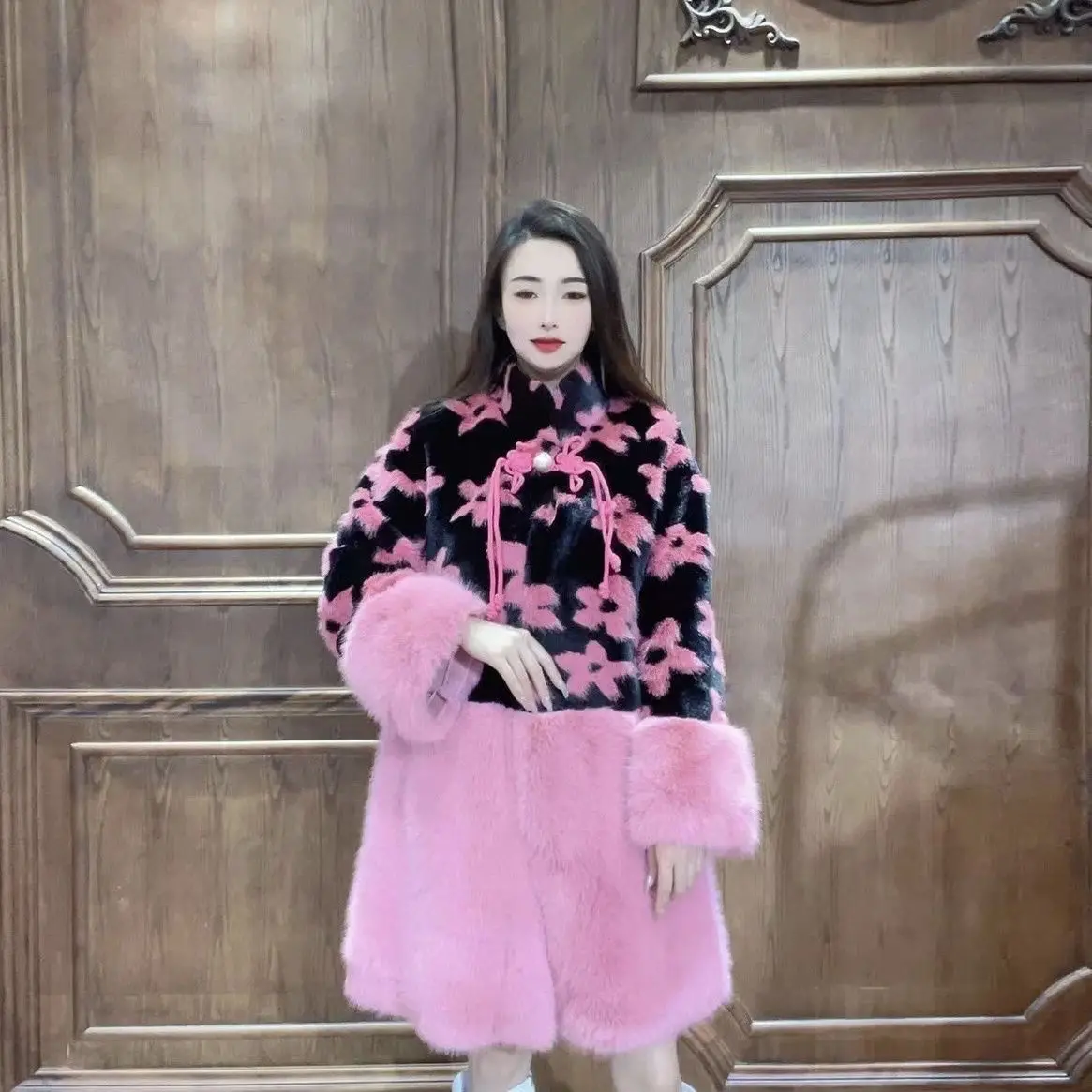 

Original new warm high-grade fashion sunflower color collision white thin design fashion women tide