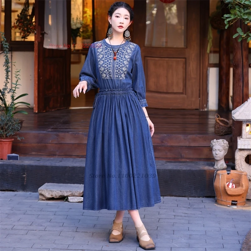 

Китайское улучшенное платье 2024, этническое национальное платье с цветочной вышивкой, Восточное джинсовое платье с круглым вырезом, традиционное платье-трапеция в народном стиле