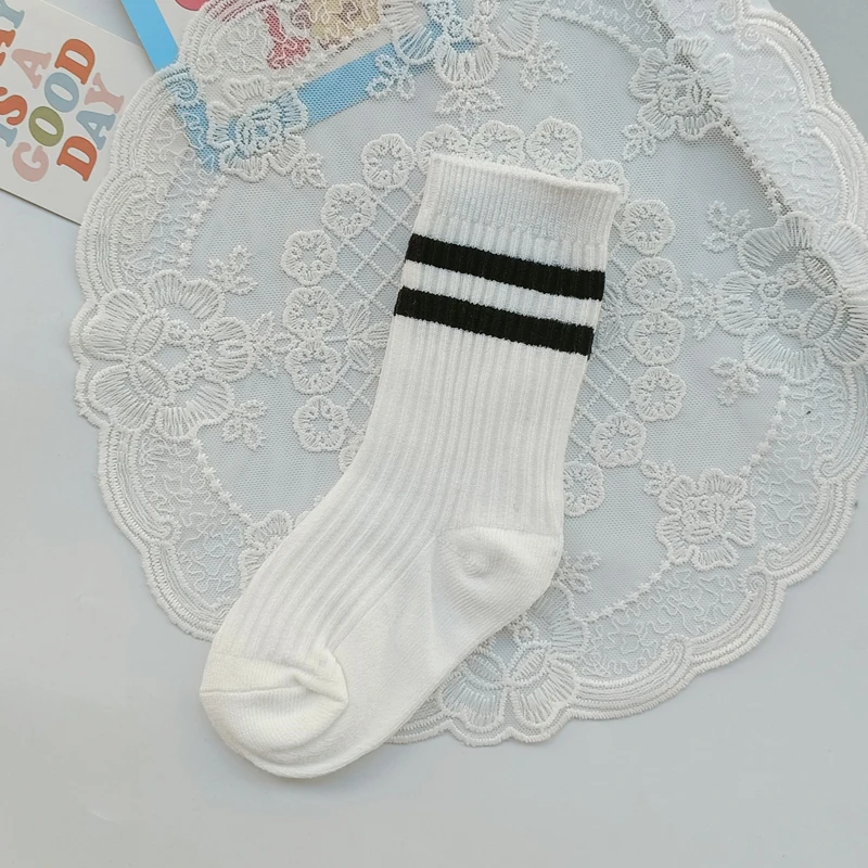 Рисунок 6 - Спортивные носки для мальчиков и девочек