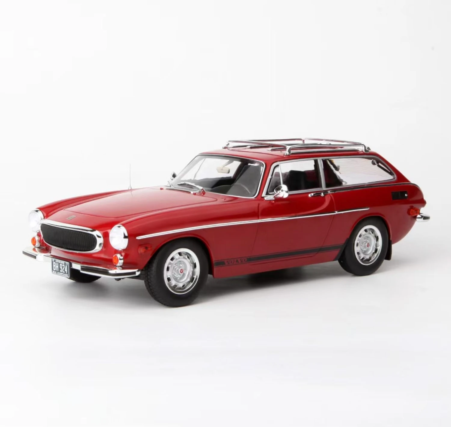

Модель автомобиля NOREV 1:18 из сплава для Volvo 1800 ES US version 1972