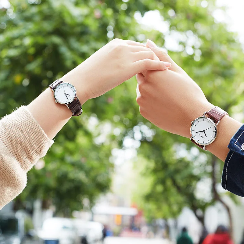 Minimalist quartz faux leather couple watch, fashionable men's and women's retro belt quartz watch
