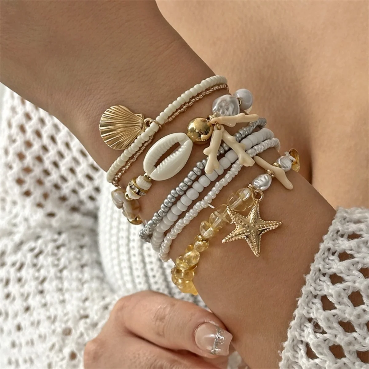 Armbänder aus Kunstharz mit Korallen, Muscheln, Seesternen, unregelmäßigen Kunstperlen für Damen und Herren, mehrlagiger Strand-Schildkröten-Armreif, Sommerschmuck – Detail 15