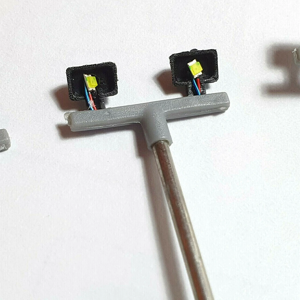 5 Pack Model Railway Yard Lights Twin LED Lamps OO 00 Guage Flood Light 1:76 Model Railroads 5*Twin LED Yard Lights