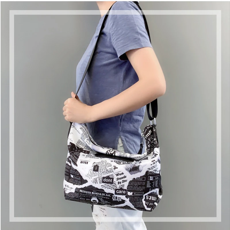 

Luxury Women's Bag Simple Nylon Cloth Shoulder Bag Fashion Personality Lightweight Messenger Bag Large Capacity Female Bag