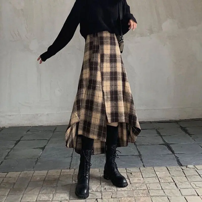 

Autumn/winter Checkered Half Skirt Women's Mid Length Irregular A-line Large Swing Skirt Wool Knitted Skirt