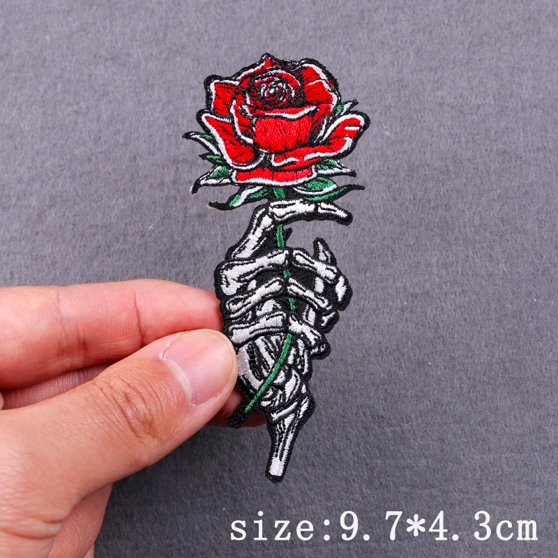 thumbnail image 1 of Parches termoadhesivos para ropa con diseño de calavera punk sexy, parches termoadhesivos para ropa, insignias de parches bordados de calaveras de hip hop, 1 of 5