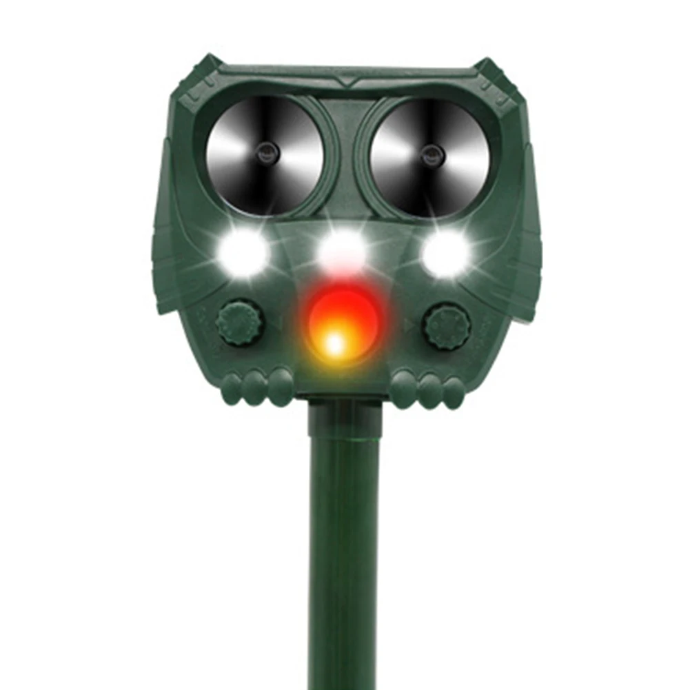 Ultrasonic Cat Dog Repellant Waterproof Ultrasonic Gopher Repeller Stake Rechargeable for Orchard/Greenhouse/Vegetable Garden ultrasonic animal repellant
