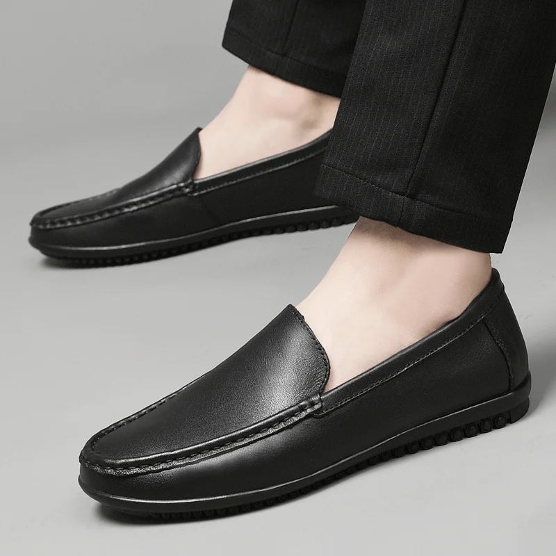

Leather Men Casual Shoes slip on fashion Italian Moccasins Loafers Breathable Office Shoes Mens Designer black Driving Shoes men