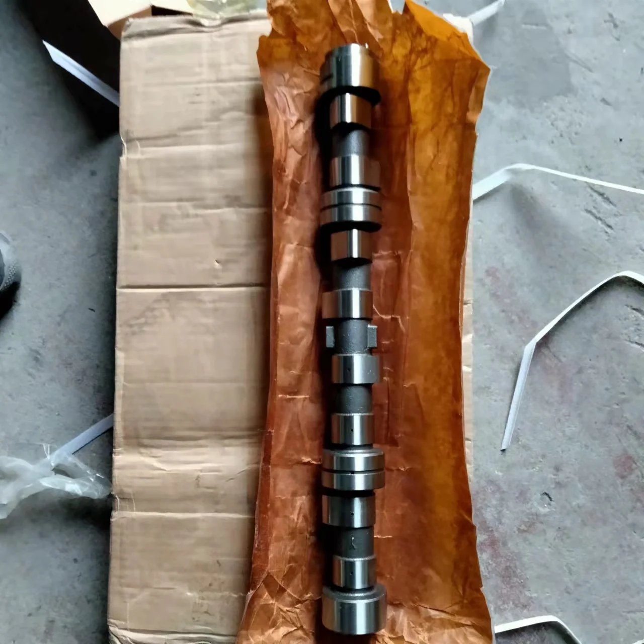 닛산 바네트용 새 브랜드 Ld20 캠샤프트 OEM 13001-23000