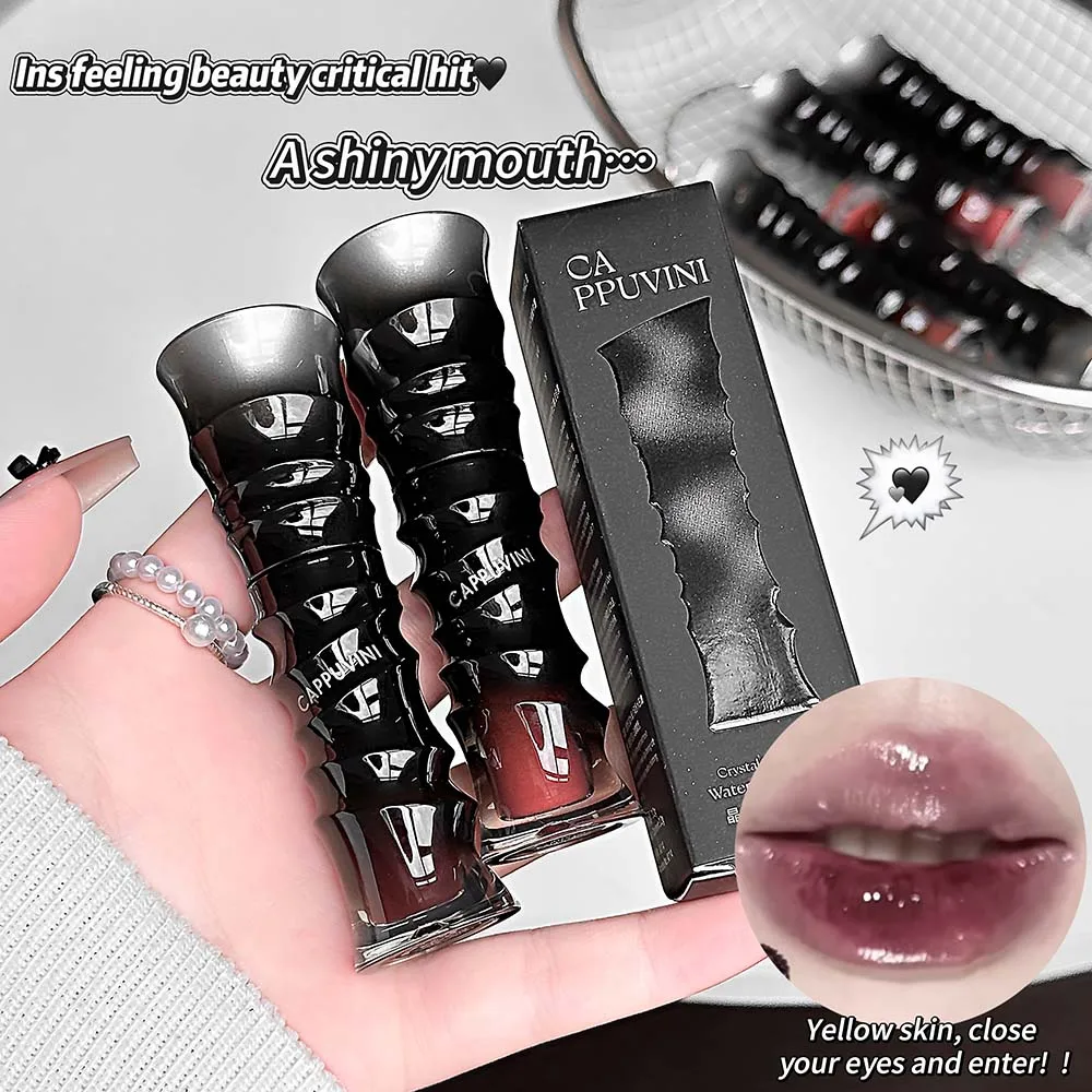 Intense Mirror Shine Moisturizing Lip Glaze in Rich Cherry Red