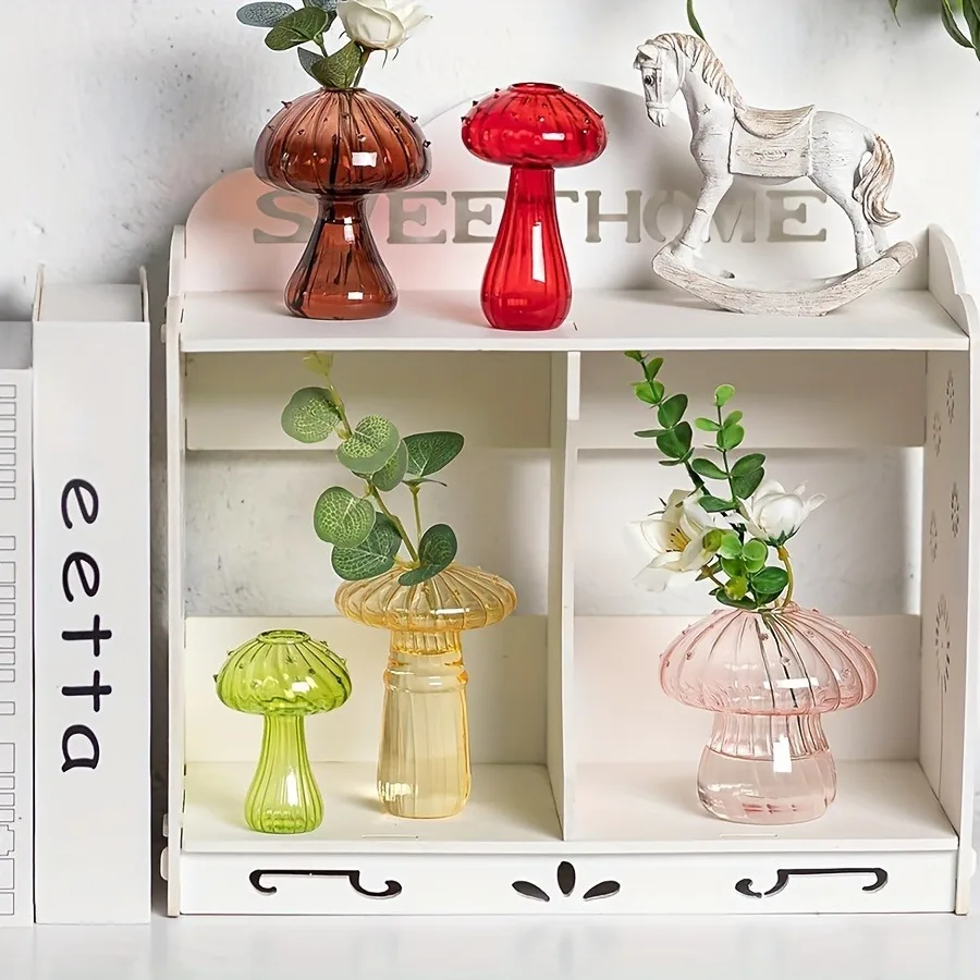 Vibrant Mushroom Glass Vase for Hydroponic Flower Arrangements and Home Decor