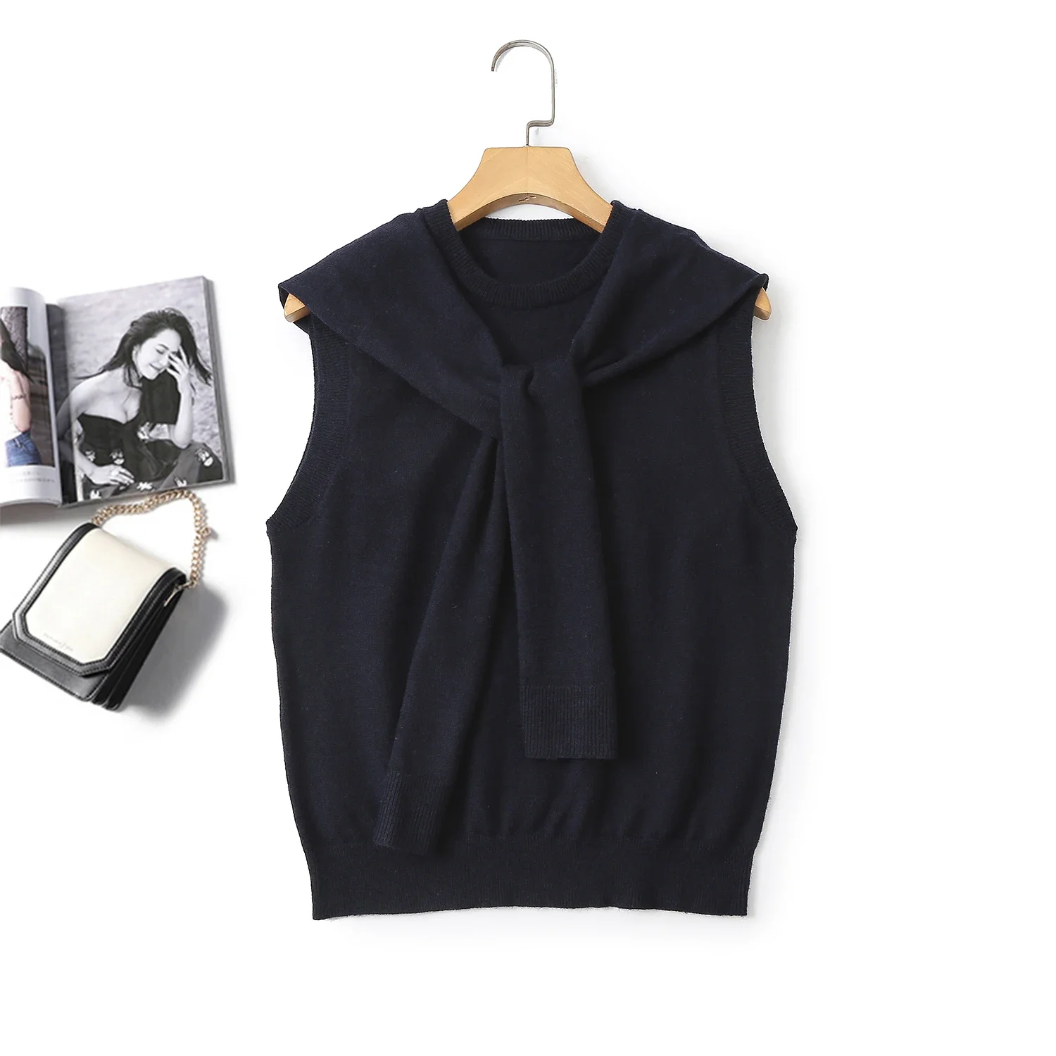 Ethereal MD 2026 YAZHIMEI winter new style of Temperament commute simple fake two knitted shawl sleeveless vest