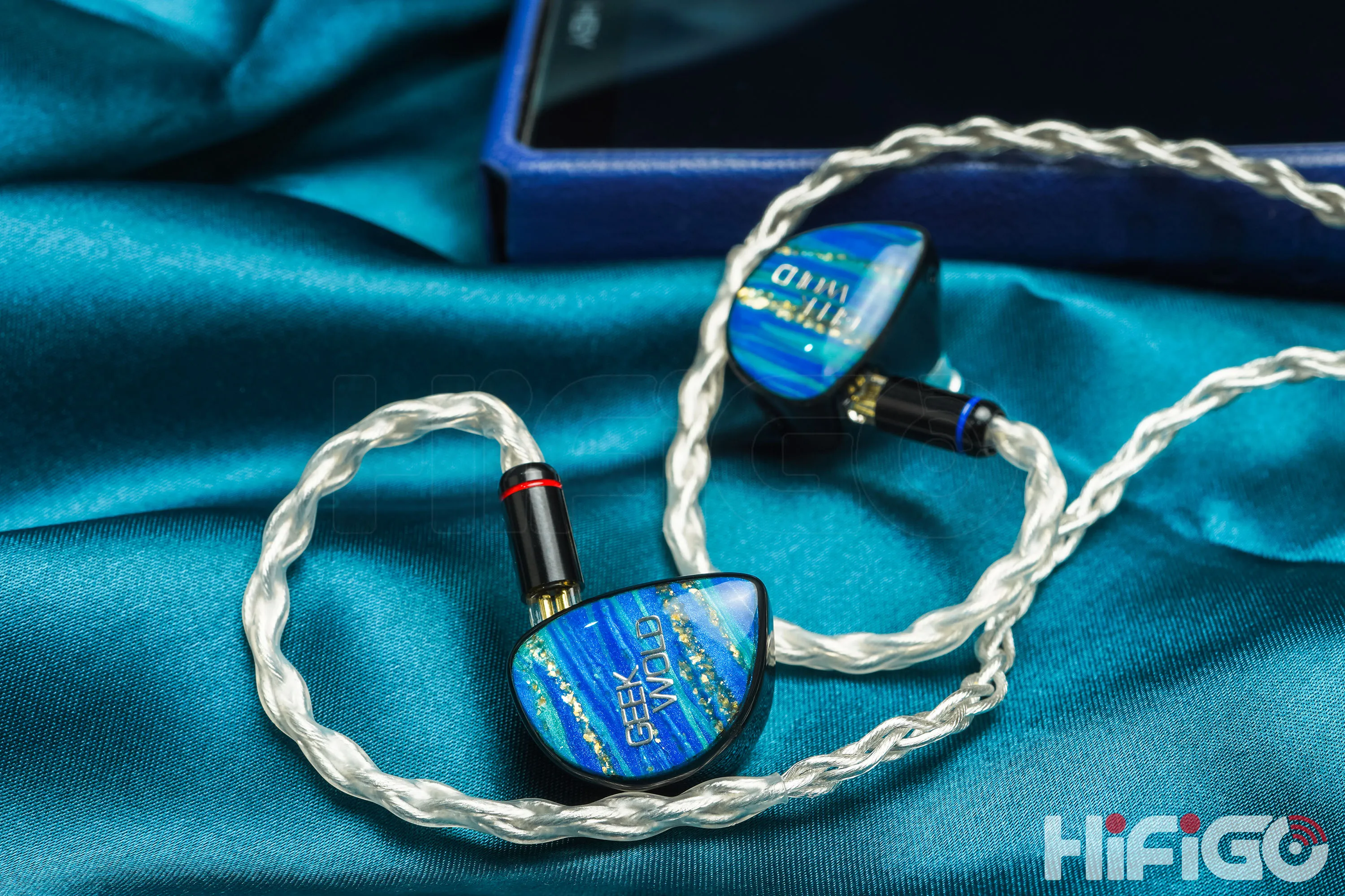 Geek Wold GK100 2BA+3DD+4PZT Hybrid Drivers In-ear Monitor