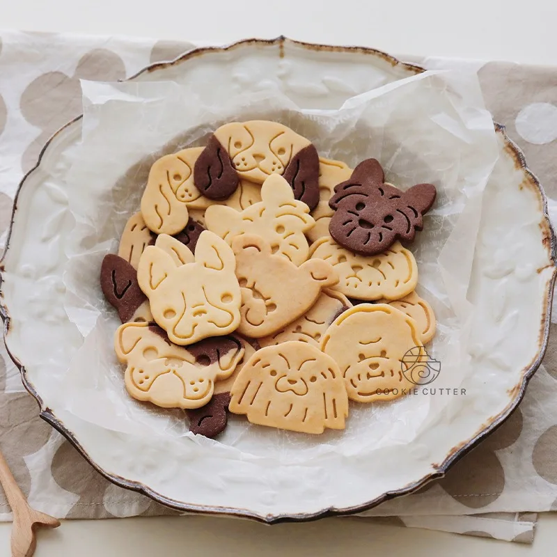 Animal Dogs Cookie Cutters Mold Biscuit Baking Tool Kitchenware for Kids