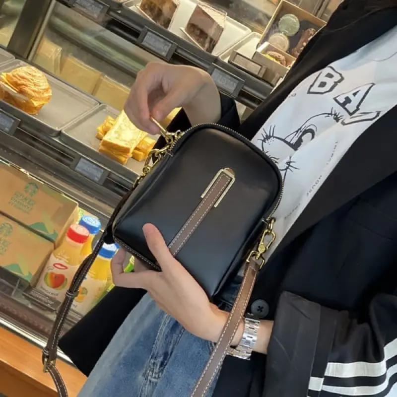 Mobile Phone Bag Lightweight Mini Crossbody Shoulder Phone Bag Mini sac &agrave; bandouli&egrave;re l&eacute;ger Lett mini crossbody