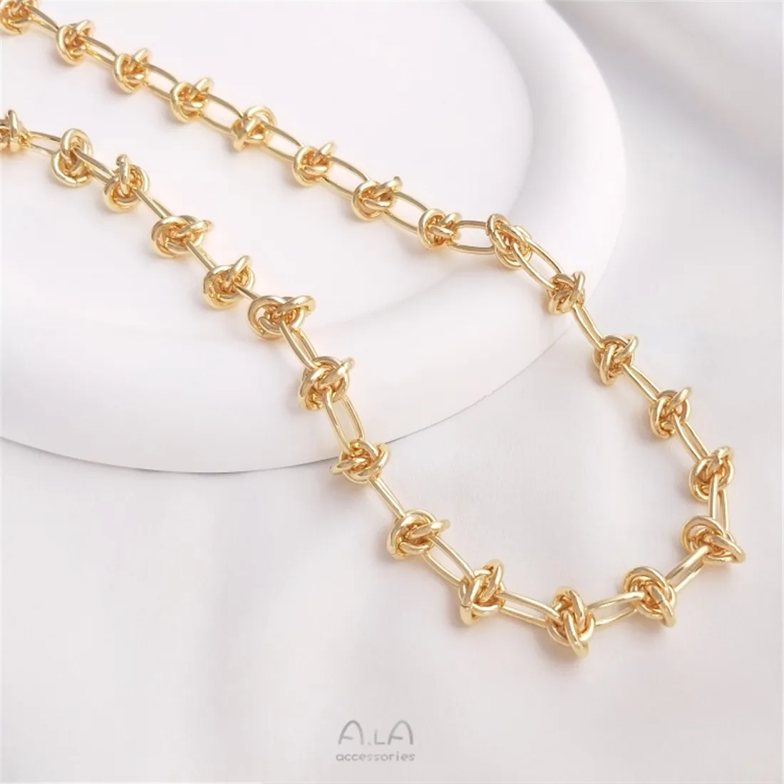 Рисунок 5 - Роскошная плетеная цепочка с золотом