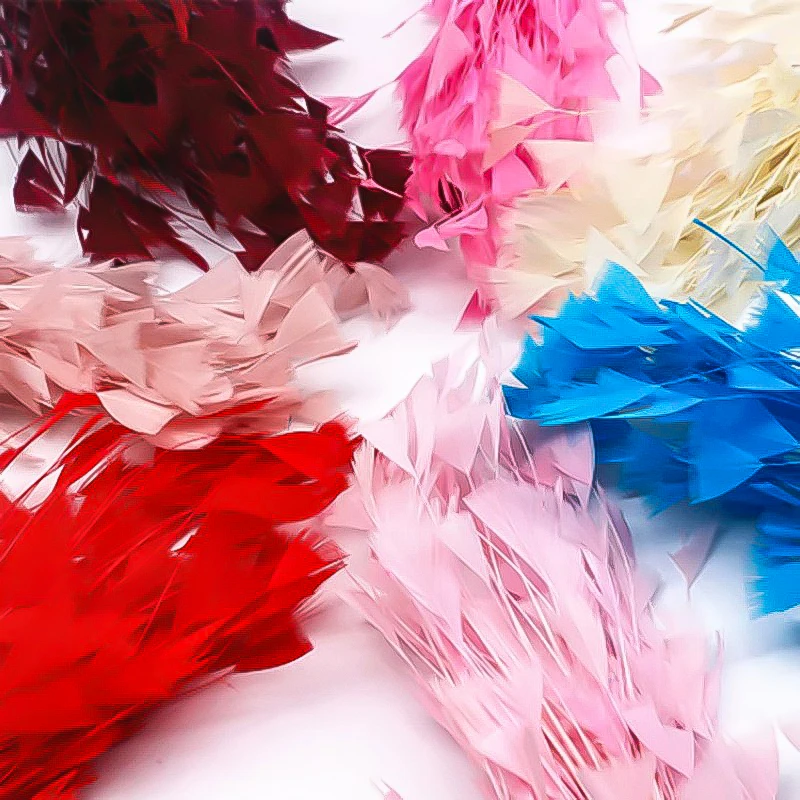 Рисунок 5 - Ободок для волос женский с цветными перьями