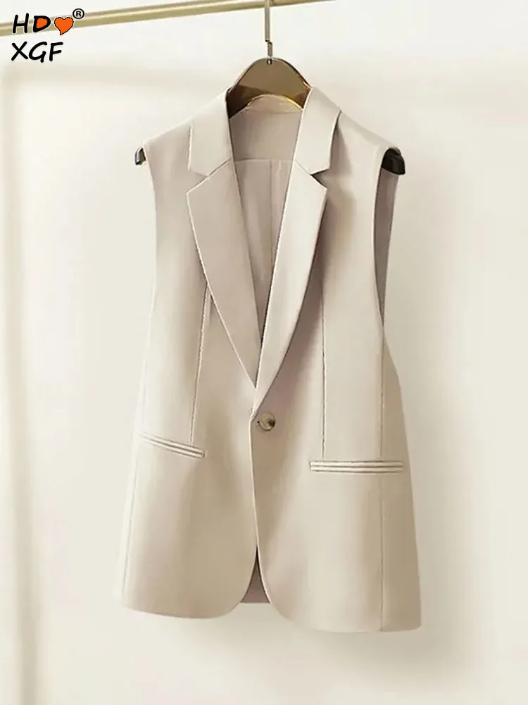 

Korean Fashion V-lapel Solid Color Plus Size Waistcoat Vintage Sleeveless Wide Shoulder Suit Vests For Women Casual Simple Vest
