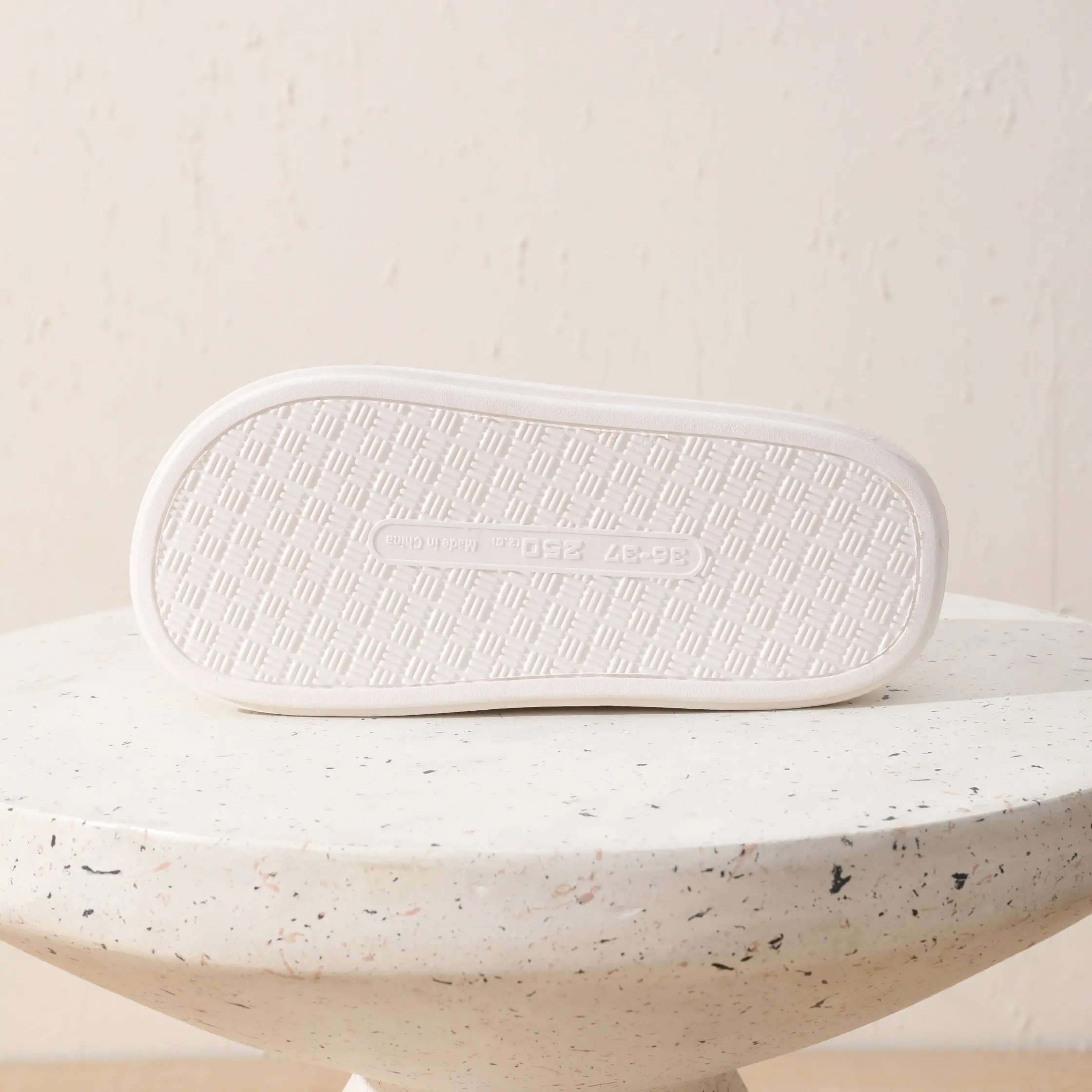 Winter Home Cotton Slippers for Women's Indoor Soft Sole, Non slip, Warm, Not Tired, Simple Couple Cotton Shoes for Men 2