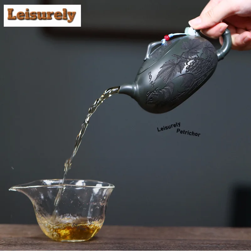 320ml Retro Yixing Purple Clay Teapots Handmade Squirrel Grape Pot Raw Ore Green Mud Tea Maker Kettle With Filter Zisha Tea Set