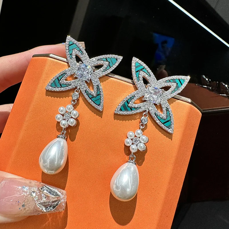 Bilincolor  Hollow Flower Shaped  Pearl Earrings