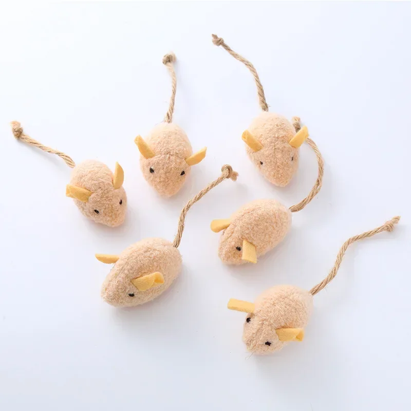 Interactive Plush Mouse Teasing Toy