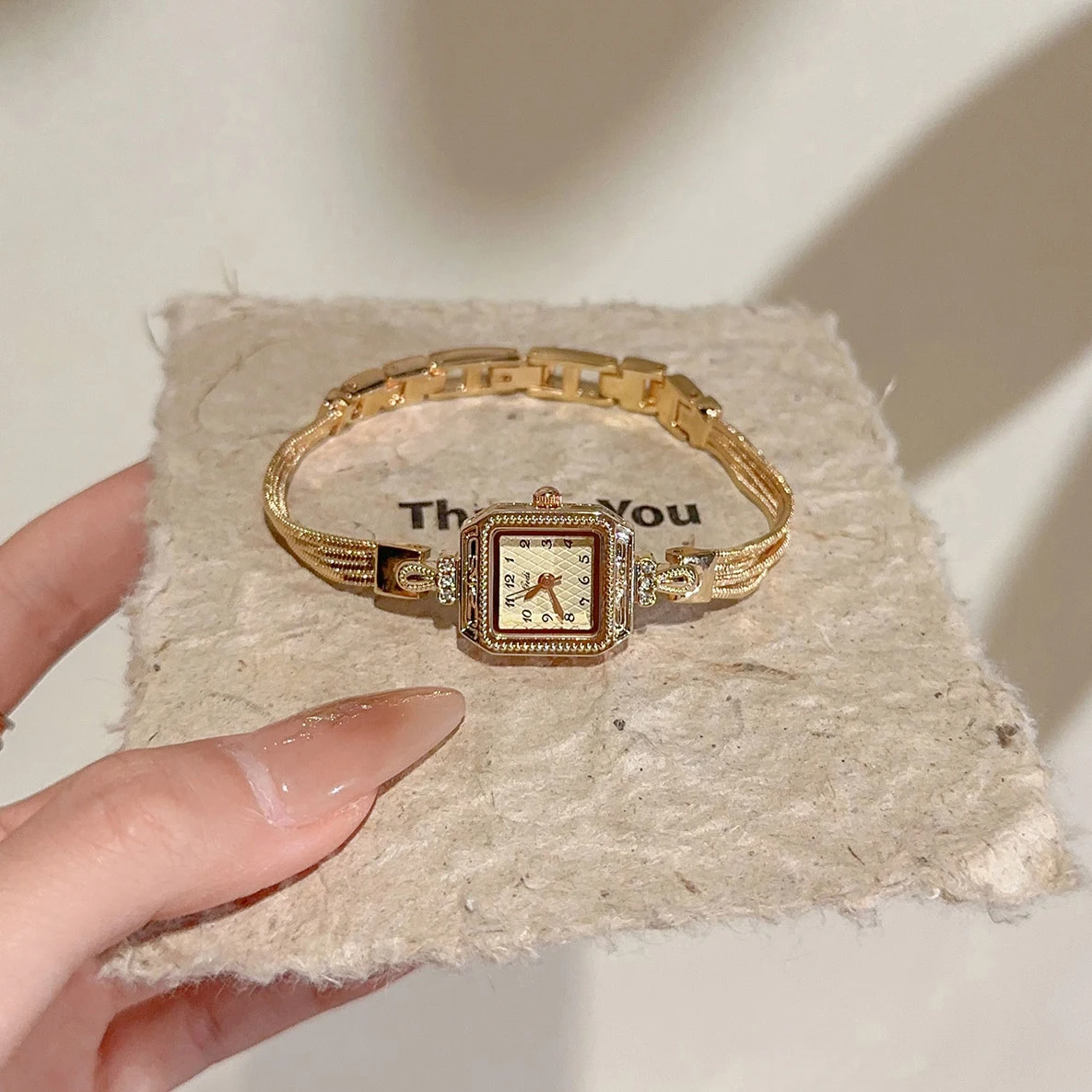 Orologio da donna TINUORA - Dettaglio quadrante