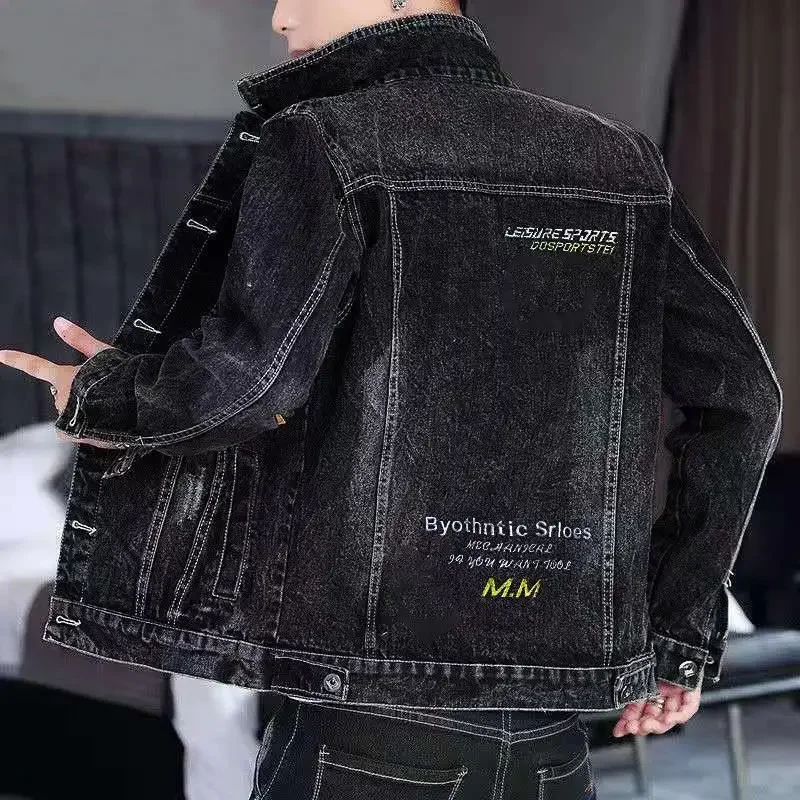 thumbnail image 1 of Abrigo vaquero con botones negros de otoño para hombre, chaqueta vaquera para hombre, estilo punk, motociclista, con bordado japonés, precio bajo, desgastado, lavado, 1 of 5