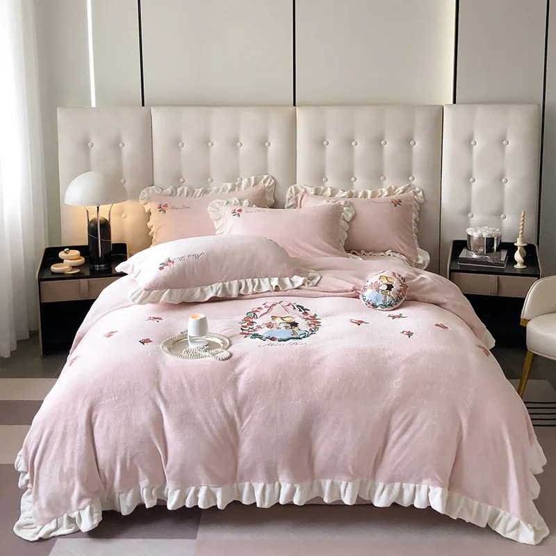 

A Maternal and Child princess style winter milk fiber thickened 4 Pcs set embroidery baby fleece warm 1.8 Home textile wholesale