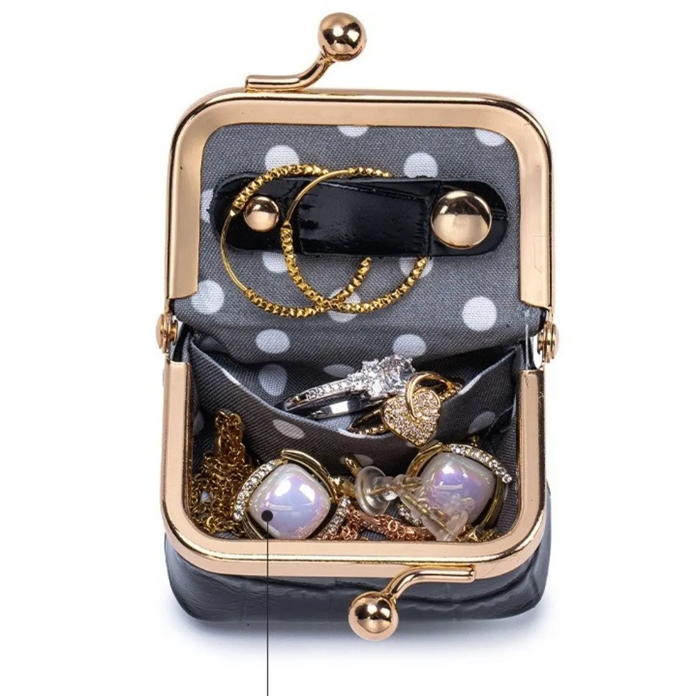 Coin Purse Lifestyle