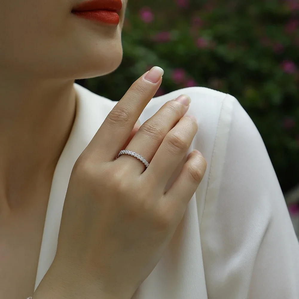 Рисунок 6 - Кольцо обручальное женское из серебра