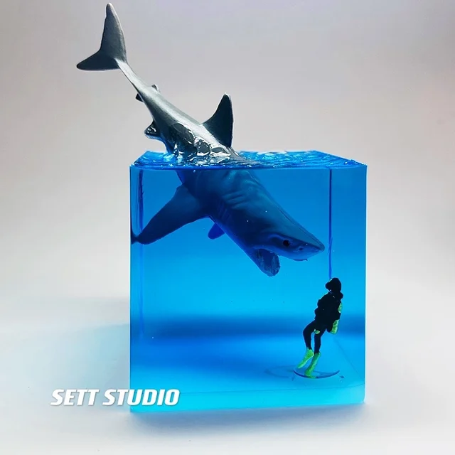 SETT STUDIO Whale Shark Humpback Whale Diver Creative Decoration Fish Ocean Collector Toy Gift Adult Handmade Figure 4.5cm 1