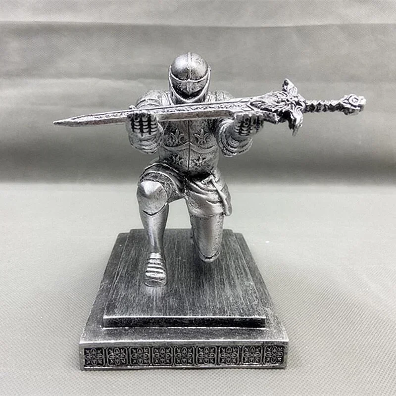 Executive Officer Knight Pen Watch Holder with Sword 15*10*15cm Armor Knight Stationery Medieval Theme Resin Decor for Office