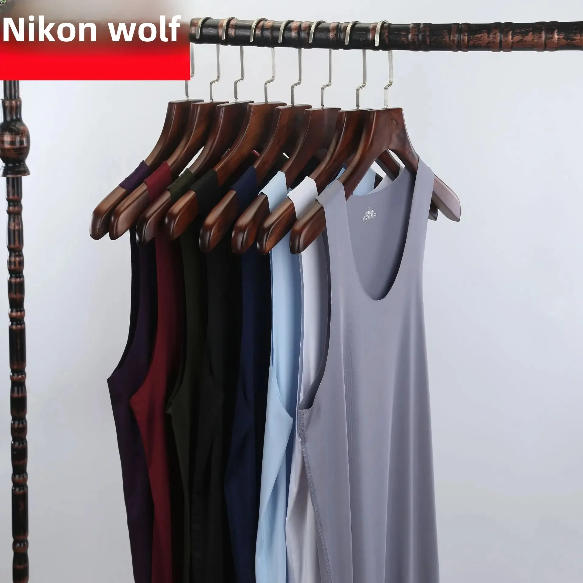 Ice Silk Vest Summer Seamless V-Neck Sleeveless Fitness Sport Breathable Base Layer Tank Top for Young Men