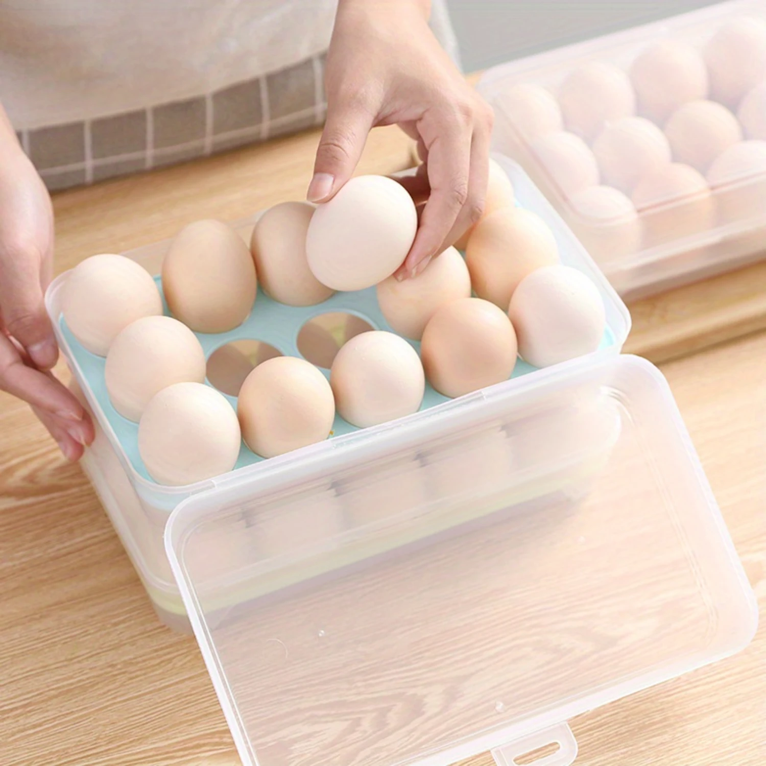 1Pc Stackable Egg Container 15-Grid Freezer-Safe Plastic Tray For Refrigerator & Organization