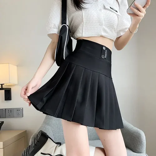 Y2k 블랙 미니 스커트: 캐주얼부터 섹시까지, 다양한 매력을 선보이는 올해의 핫 아이템 추천