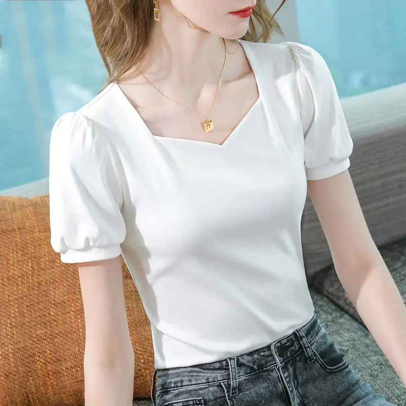 

Temperament Simple Square Neck Short Sleeved T-shirt Women Solid Summer Bright Line Decoration Folds Slim Exposed Collarbone Top