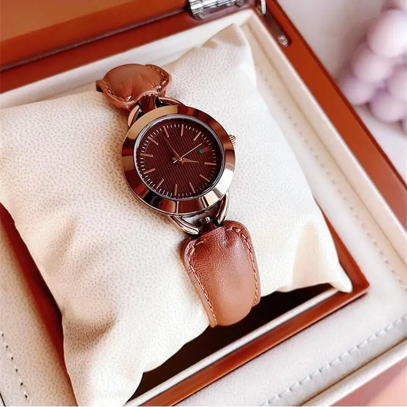 2023NewWomensWatchVintageStyleWristwatchLeatherStrapLuxury