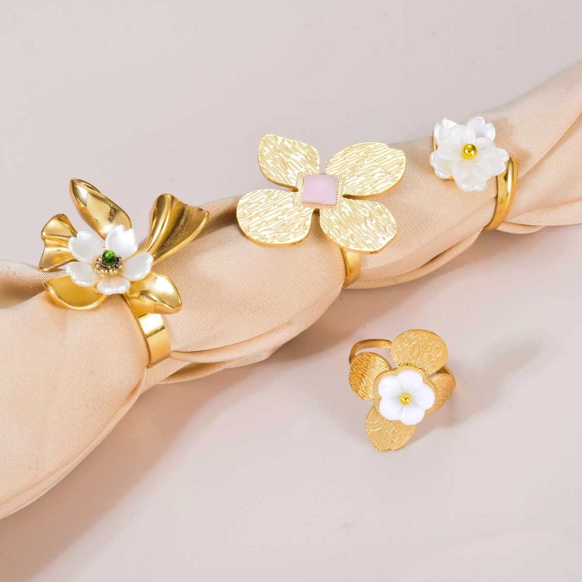 

Flower Opening Adjustable Ring 18K Gold Plated Stainless Steel Waterproof Elegant Design Ring for Women Jewelry Gifts Wholesale