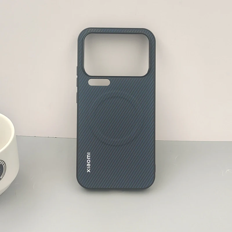 Carbon Fiber Magnetic Wireless Charging Case with MagSafe Compatibility