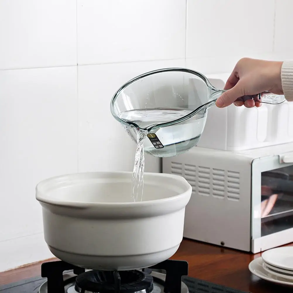 Plastic Water Ladle Kitchen Bathroom Washing Tools