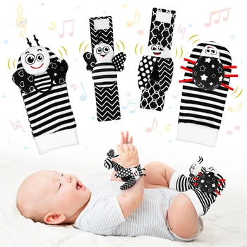Baby Foot Finder & Wrist Rattle Set 1