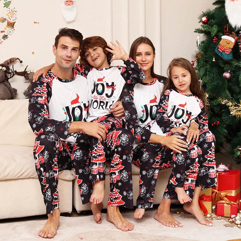 thumbnail image 2 of Conjunto de pijamas a juego para la familia de Navidad 2024, ropa para padre, madre e hijos, atuendos nuevos, mamelucos para bebé, ropa de dormir, pijamas, 2 of 5