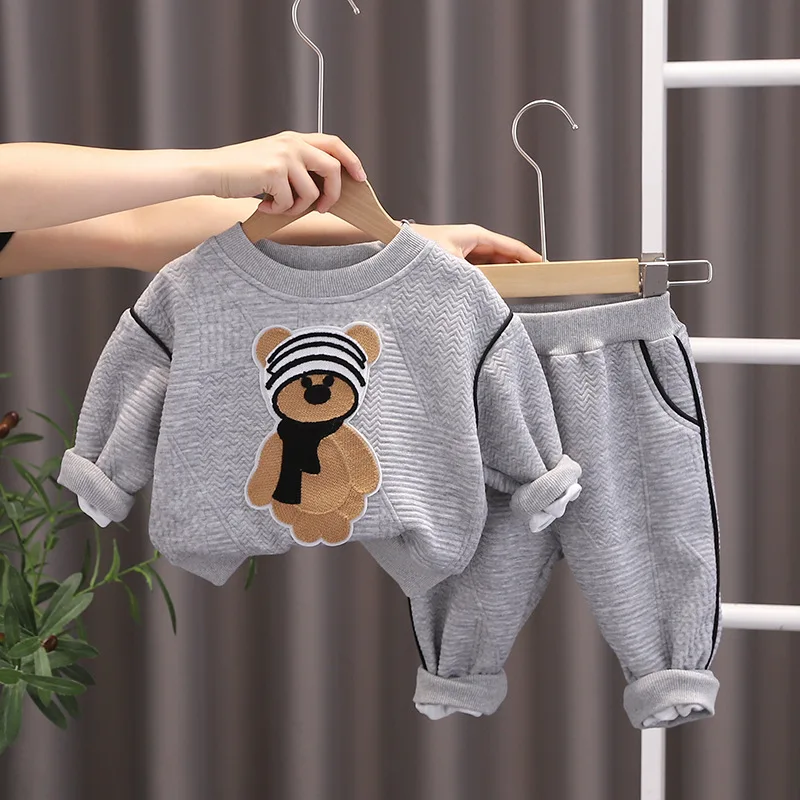 Spring Children's suit new children's sports leisure hooded set boy and girl baby black cartoon pocket bear sweater splicing set kids clothing set,girls clothing set,kids sports suit,boys clothing set,children sports suit,kids sweatshirt set
