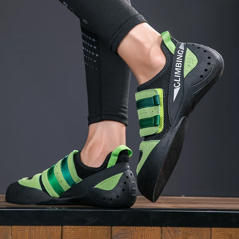 Anti Slip Wear-resistant Sneaker for Students and Outdoor Climbing Shoes Adults High Quality Indoor Climbing Shoes for Children