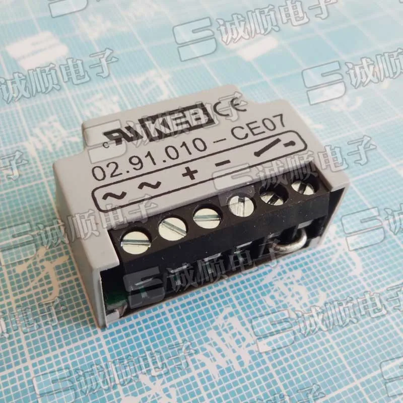 

KEB 02.91.010-CE07 Uin 240VAC 0.6A Uout 108VDC 1.2A 50/60 Гц