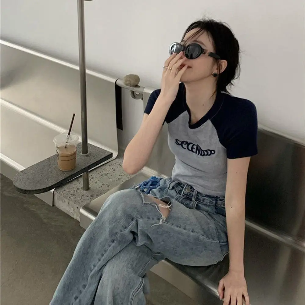 Рисунок 5 - Футболка Y2k с надписью