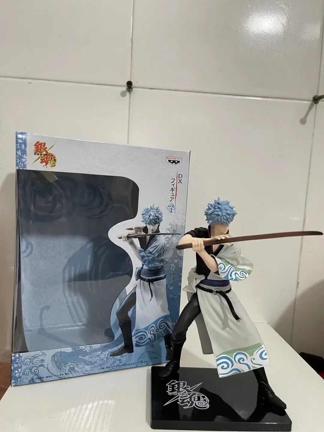

16cm Sakata Gintoki Anime Figures Okita Sougo Combat Posture Model Cartoon Garage Kits PVC Toys for Boys Desktop Collectibles