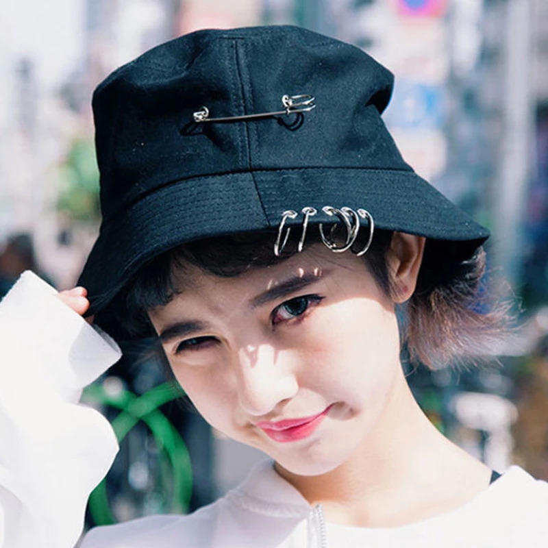 

Fashion Metal Hoop Women Bucket Hat Punk Hip Hop Black White Men Fisherman Cap Summer Casual Streetwear Panama Caps for Girls